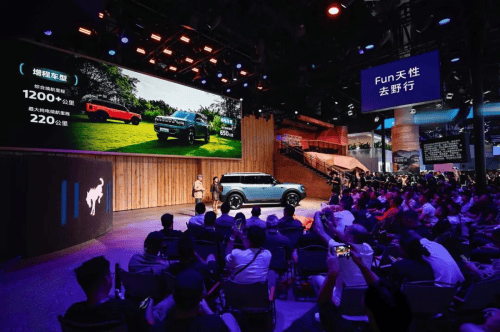 营 SUV 智趣烈马亮相成都车展新葡京博彩福特汽车携首款全地形露(图6)